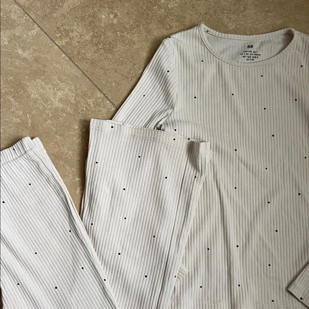Kids Cream Set with Black Dots